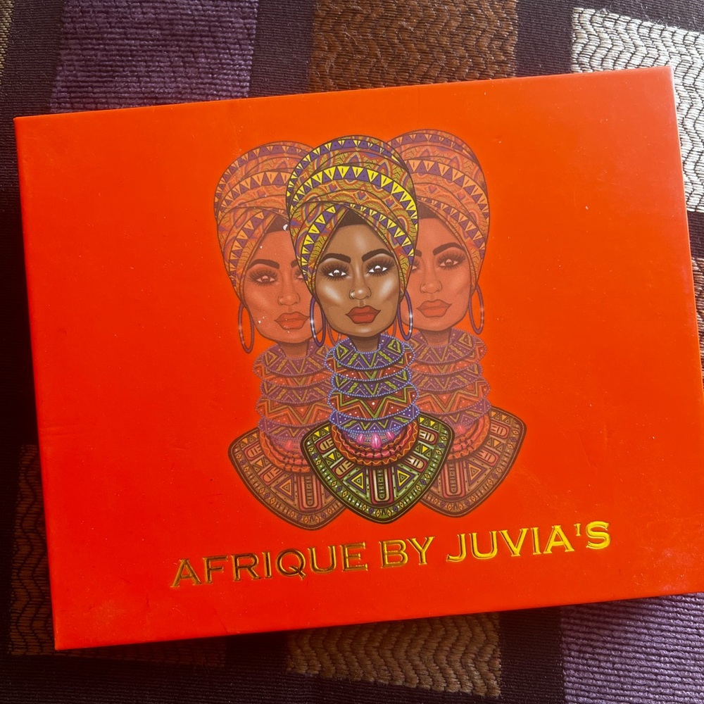 Afrique Eyeshadow Palette - Vibrant Colors